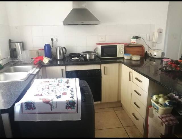 2 BEDROOM APARTMENT FOR SALE IN VAN RYNEVELD